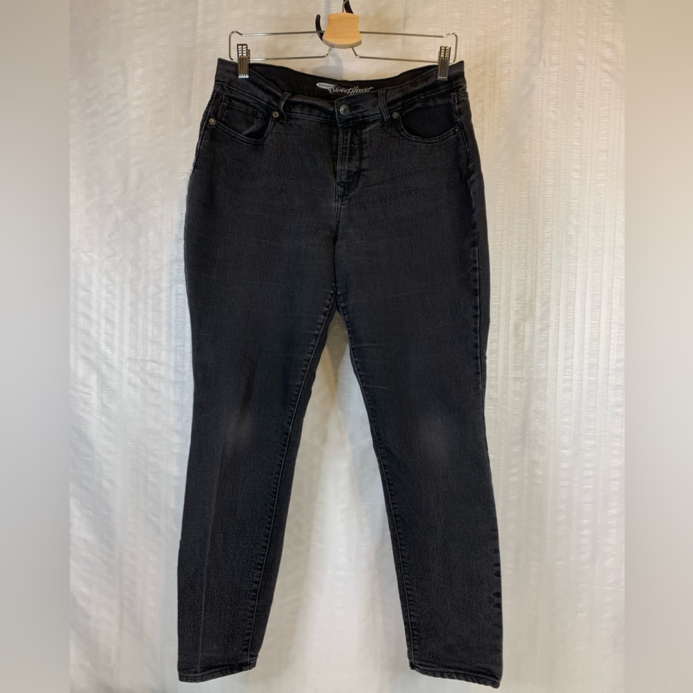 Old Navy The Sweetheart Jeans size 10 Short black